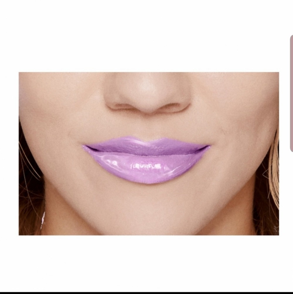 ⭐SOLD⭐Too Faced Liquified Hi Shine Light Purple - Picture 5 of 6